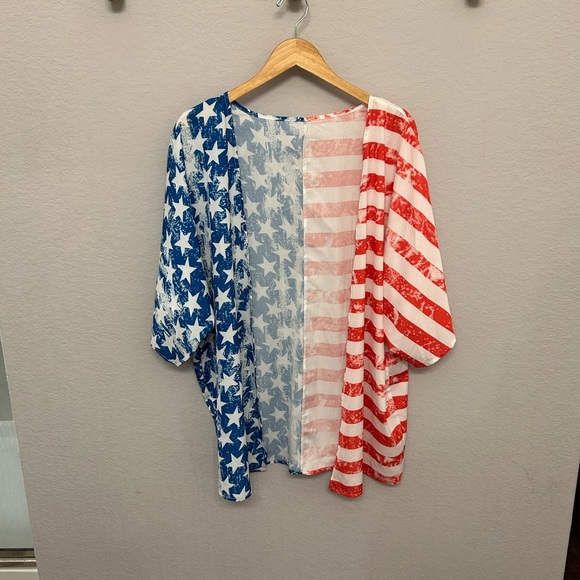Patriotic Stars and Stripes Kimono - Picture 1 of 3